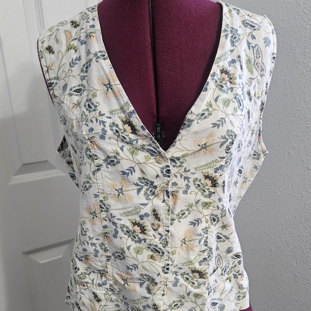 Retro Floral Vest
